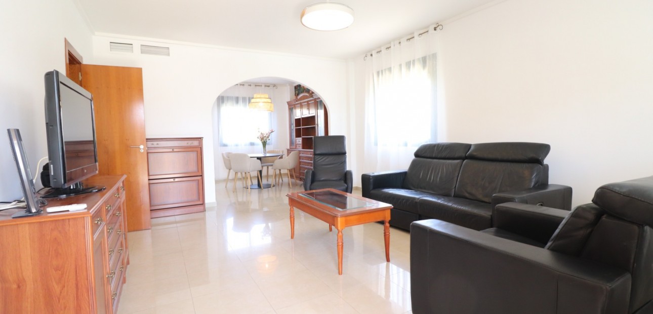 Sale - Townhouse -
Ciudad Quesada - Doña Pepa