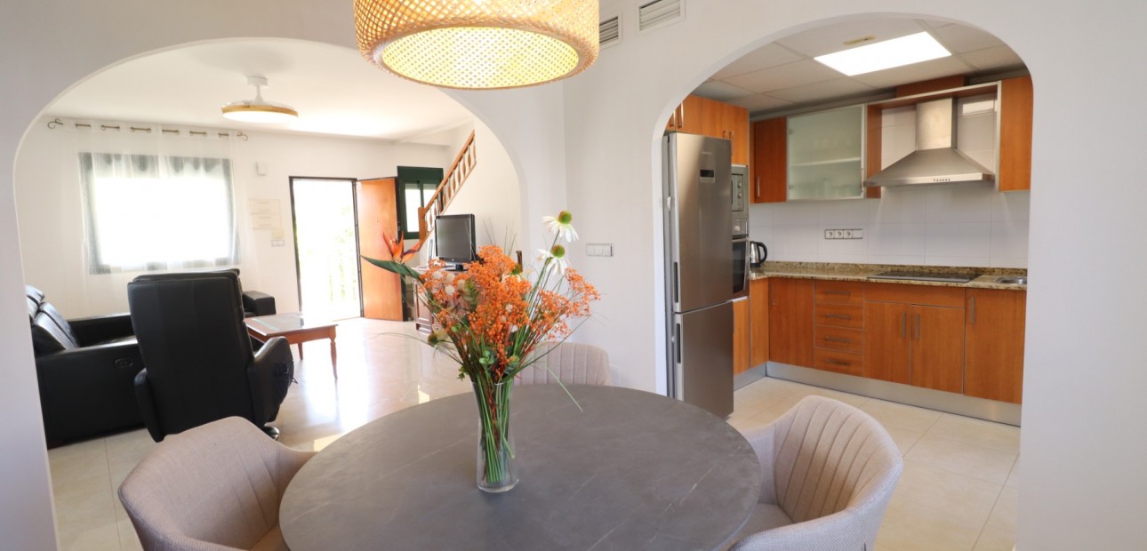Sale - Townhouse -
Ciudad Quesada - Doña Pepa