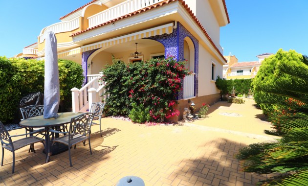 Sale - Townhouse -
Ciudad Quesada - Doña Pepa