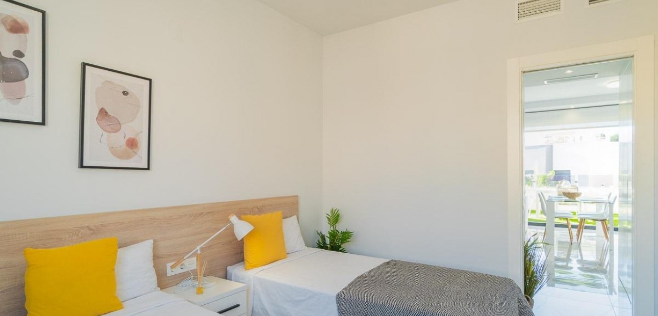 Sale - Terraced house -
Orihuela Costa - Villamartin