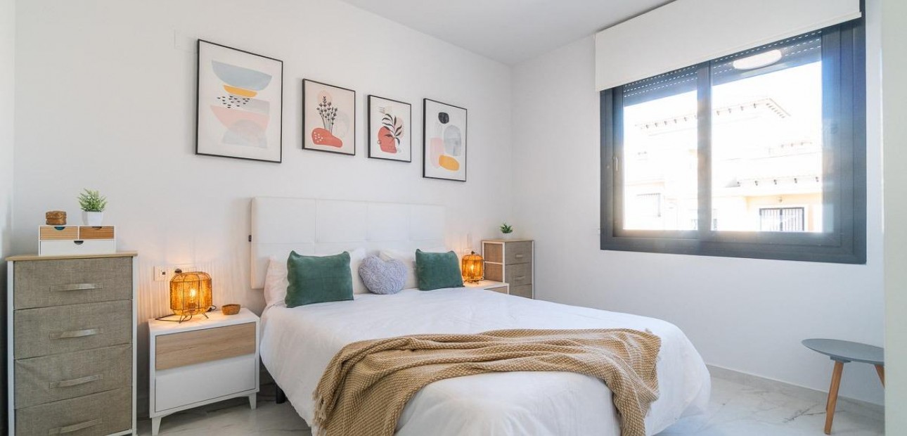 Sale - Terraced house -
Orihuela Costa - Villamartin