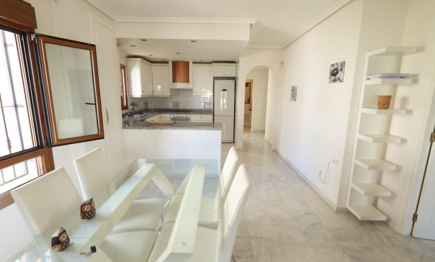 Sale - Apartment / flat -
Orihuela Costa - PAU 8