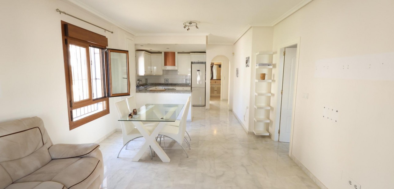 Sale - Apartment / flat -
Orihuela Costa - PAU 8