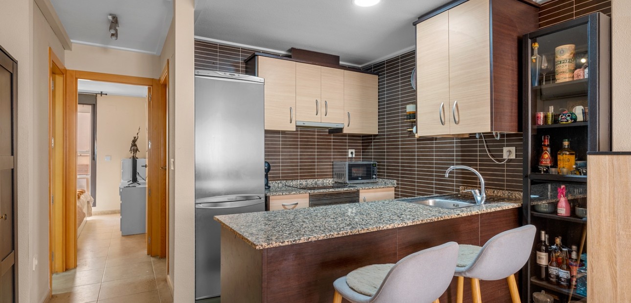 Sale - Apartment / flat -
Alicante - Alicante - City