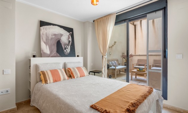 Sale - Apartment / flat -
Alicante - Alicante - City