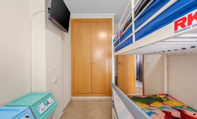 Sale - Apartment / flat -
Alicante - Alicante - City
