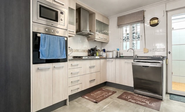 Sale - Detached Villa -
Orihuela Costa - Los Dolses
