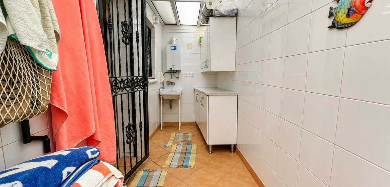 Sale - Detached Villa -
Orihuela Costa - Los Dolses