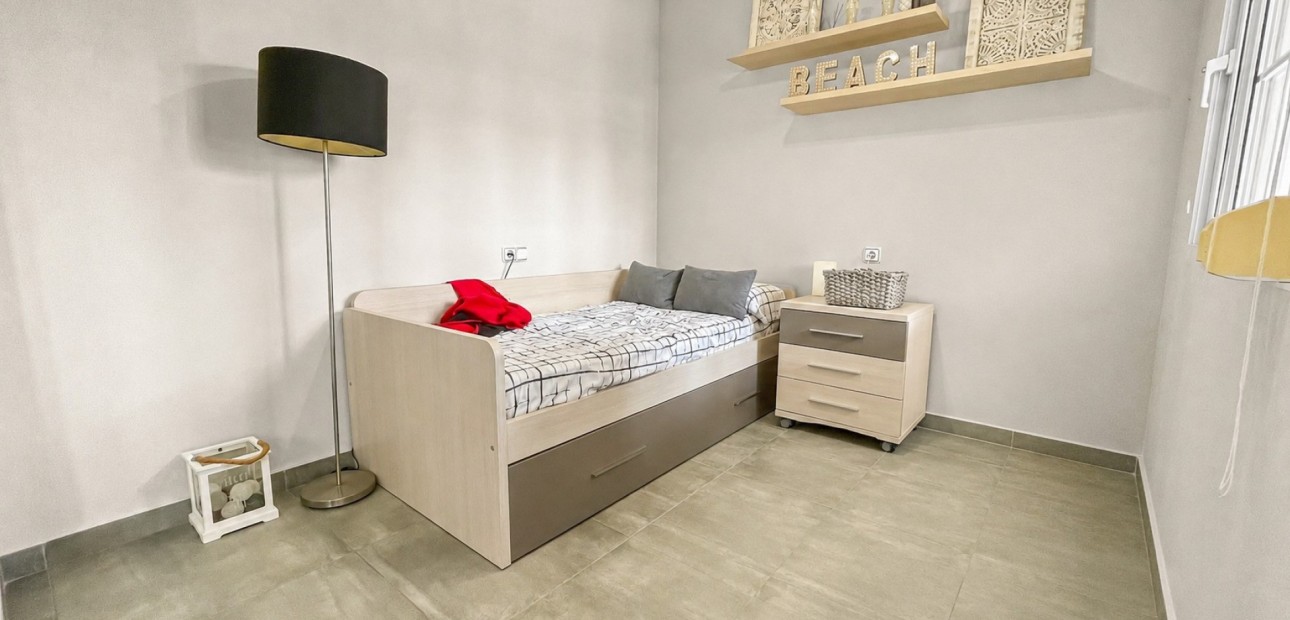 Sale - Detached Villa -
Orihuela Costa - Los Dolses