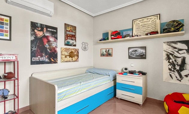 Sale - Detached Villa -
Orihuela Costa - Los Dolses