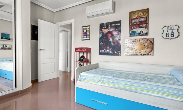 Sale - Detached Villa -
Orihuela Costa - Los Dolses