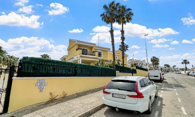 Sale - Detached Villa -
Orihuela Costa - Los Dolses