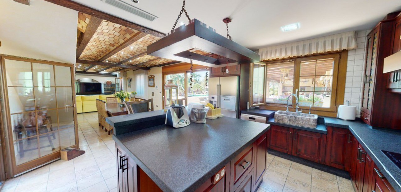 Sale - Country Property -
Almoradi - Almoradi - Country