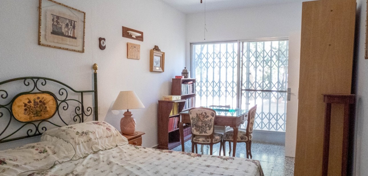 Sale - Detached Villa -
Orihuela Costa - Dehesa de Campoamor