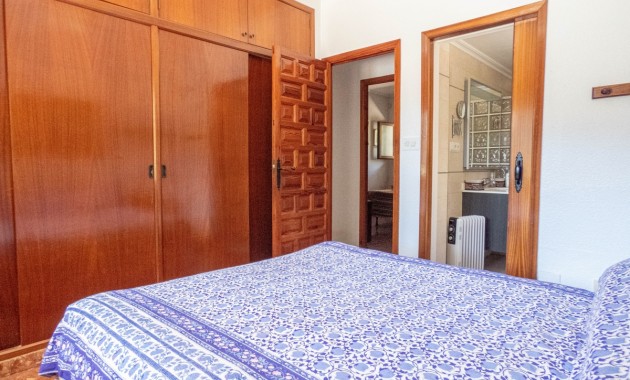 Sale - Detached Villa -
Orihuela Costa - Dehesa de Campoamor