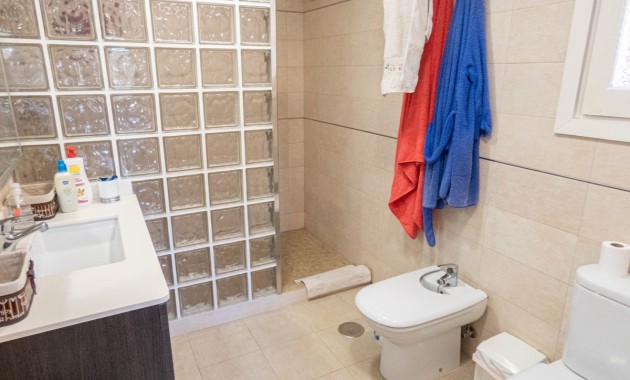 Sale - Detached Villa -
Orihuela Costa - Dehesa de Campoamor