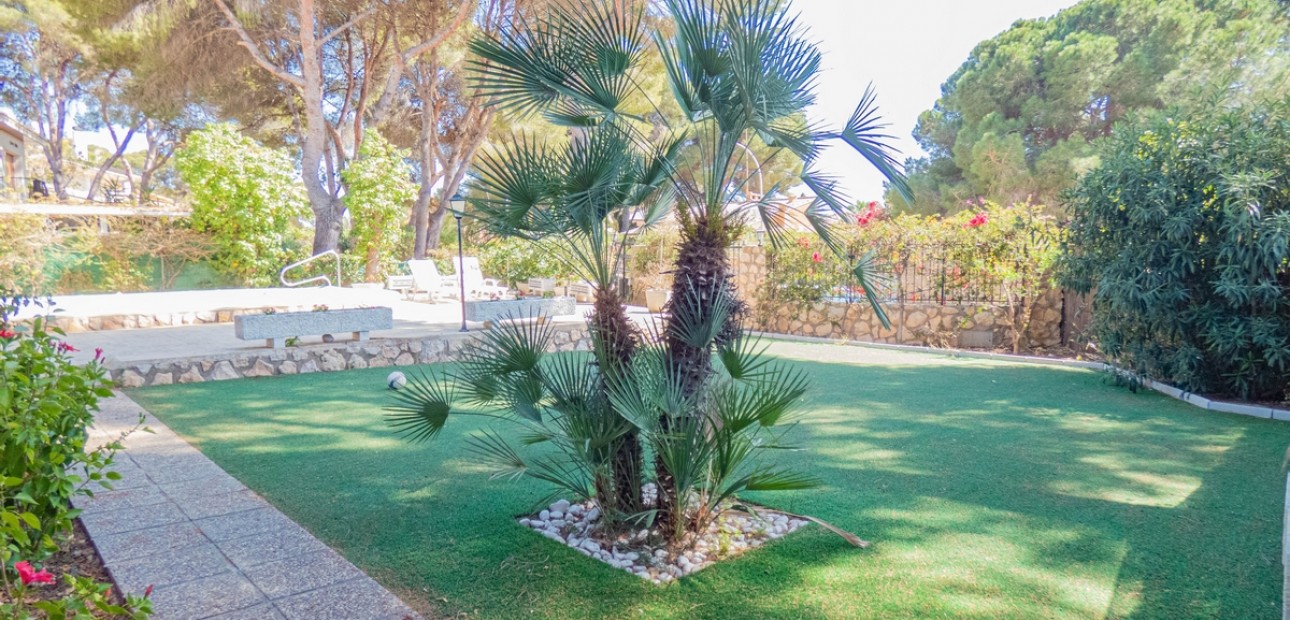 Sale - Detached Villa -
Orihuela Costa - Dehesa de Campoamor