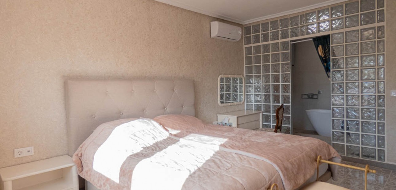 Sale - Country Property -
San Miguel de Salinas - San Miguel - Country