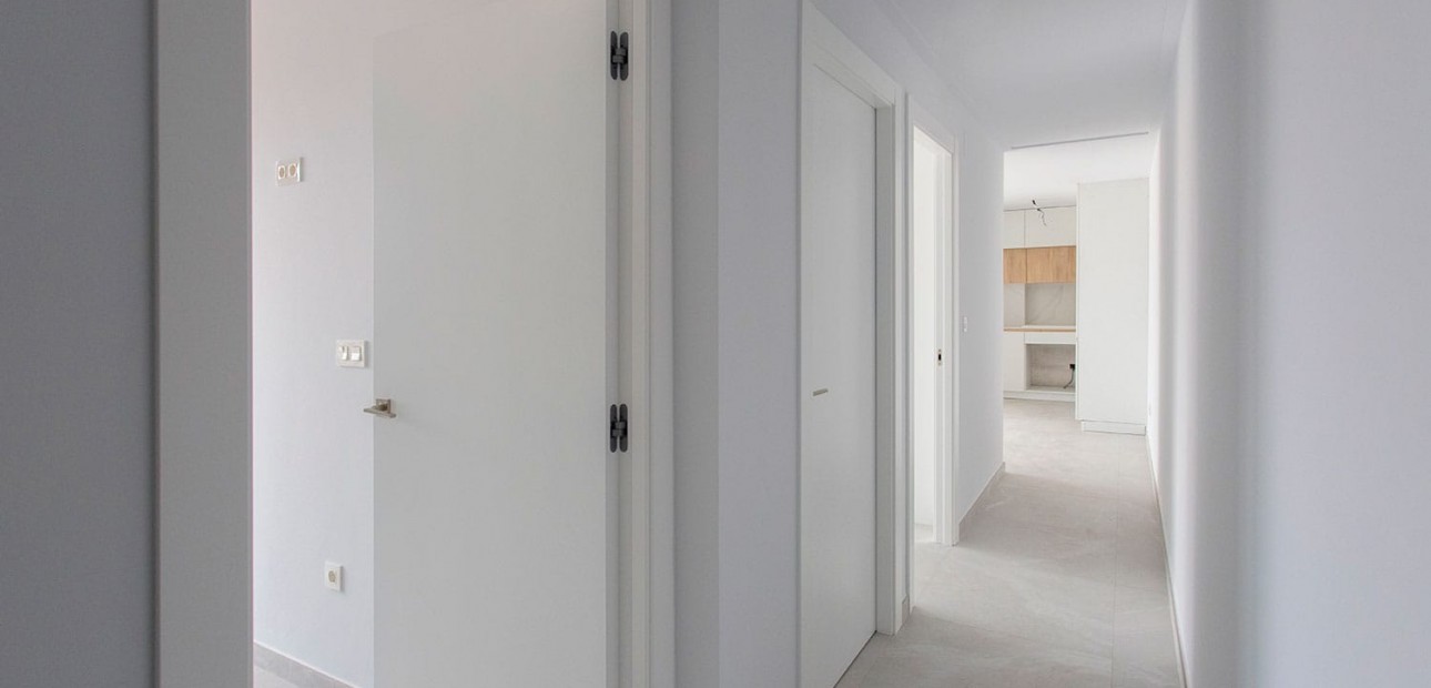 Sale - Apartment / flat -
Torrevieja - Torrevieja - Centre
