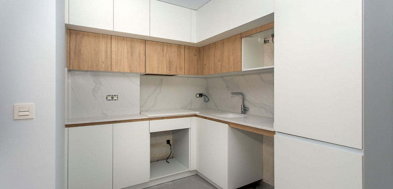Sale - Apartment / flat -
Torrevieja - Torrevieja - Centre