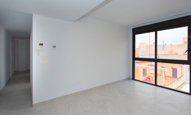 Sale - Apartment / flat -
Torrevieja - Torrevieja - Centre