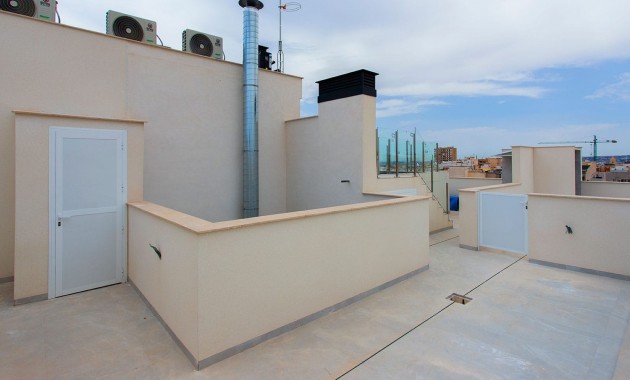Sale - Apartment / flat -
Torrevieja - Torrevieja - Centre