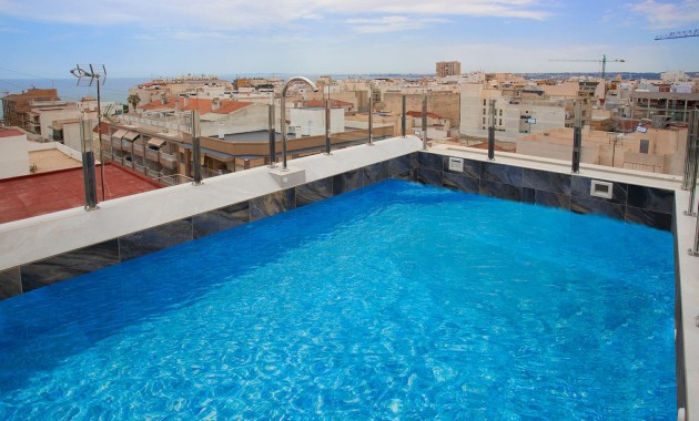 Sale - Apartment / flat -
Torrevieja - Torrevieja - Centre