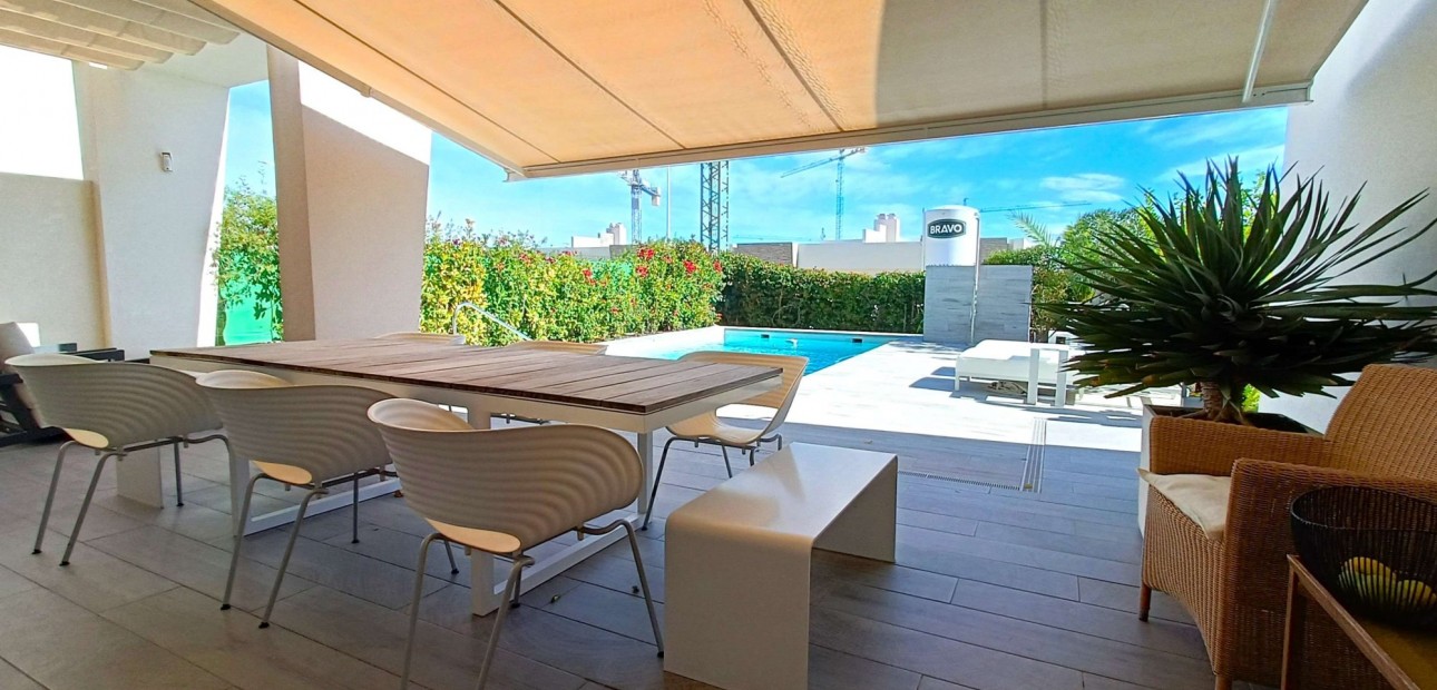 Sale - Detached Villa -
Algorfa - La Finca Golf Resort