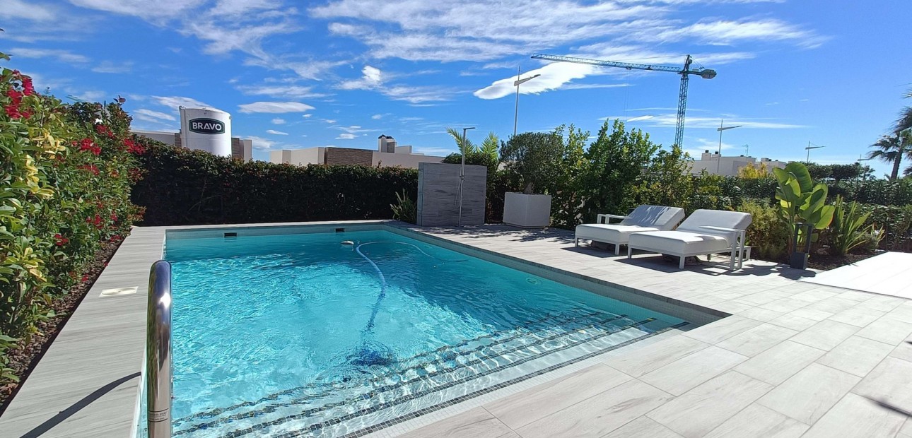 Sale - Detached Villa -
Algorfa - La Finca Golf Resort