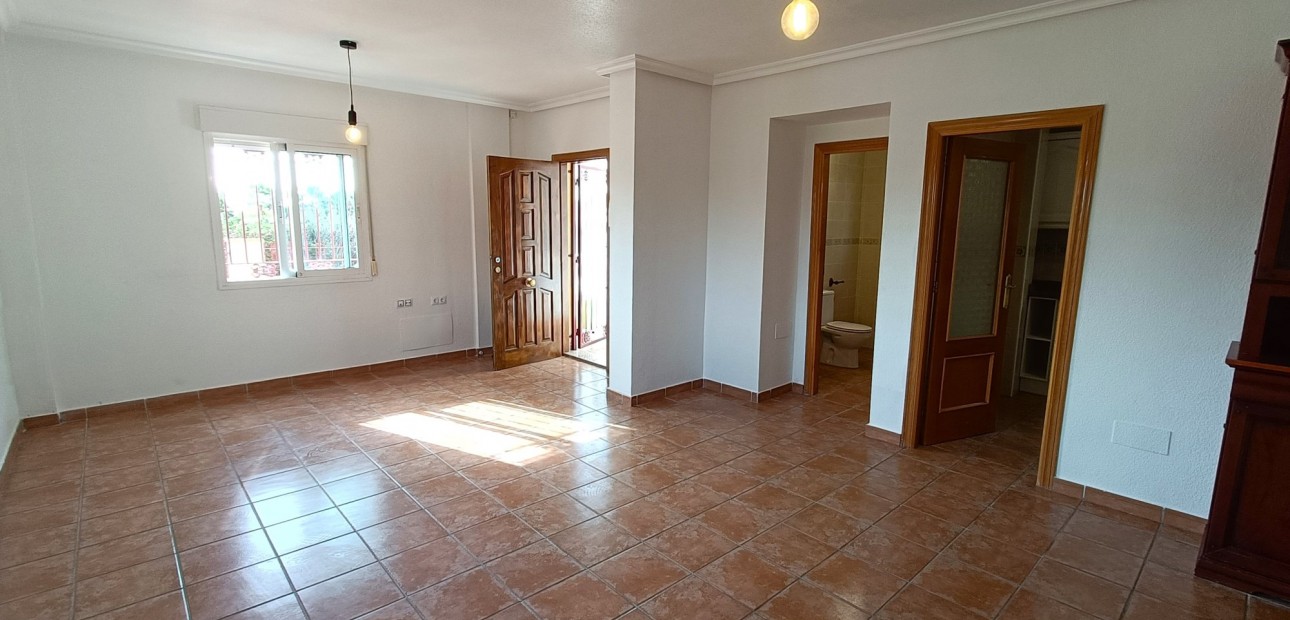 Sale - Detached Villa -
Orihuela Costa - Lomas de Don Juan