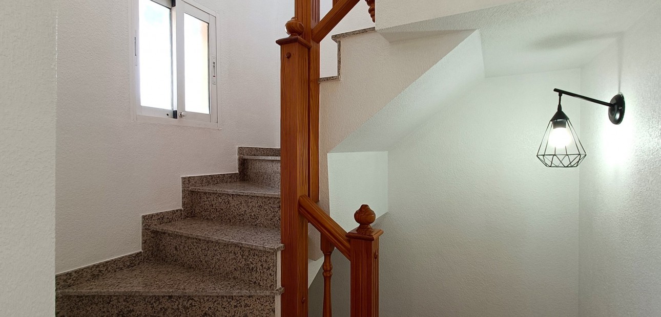 Sale - Detached Villa -
Orihuela Costa - Lomas de Don Juan