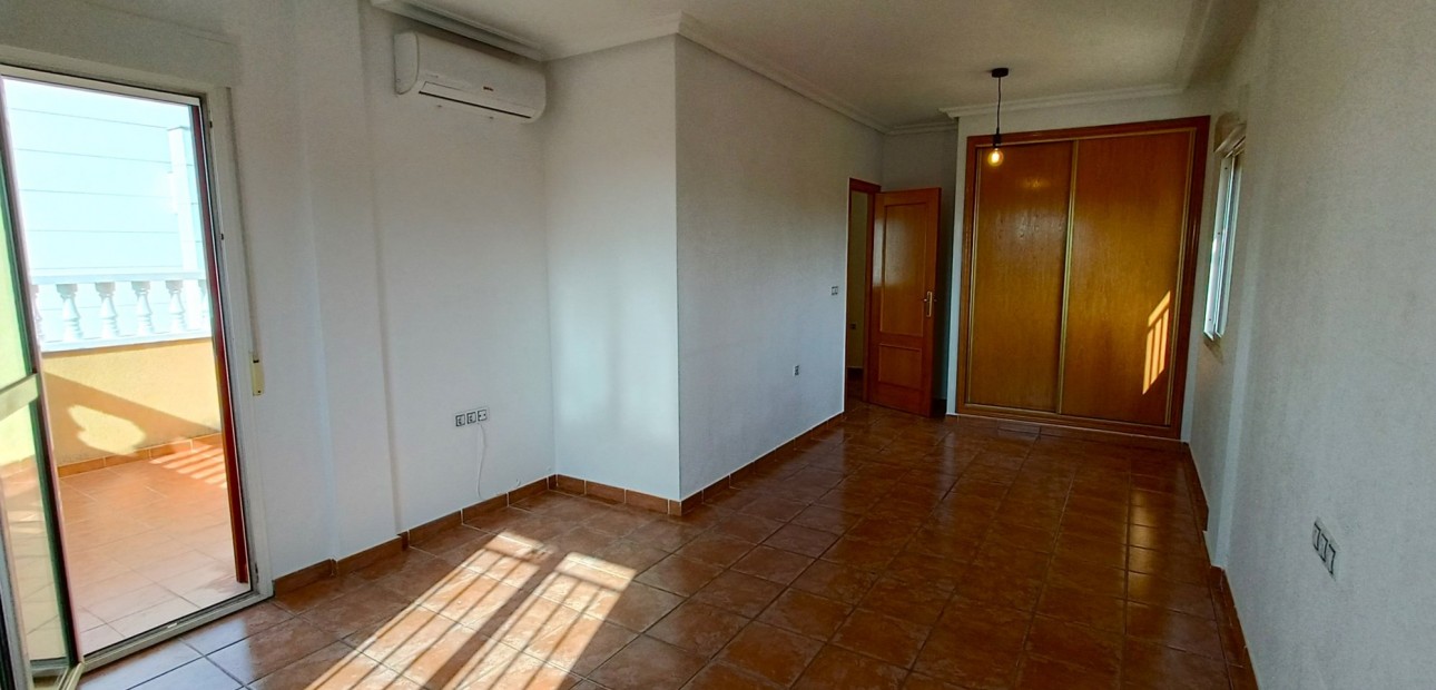 Sale - Detached Villa -
Orihuela Costa - Lomas de Don Juan