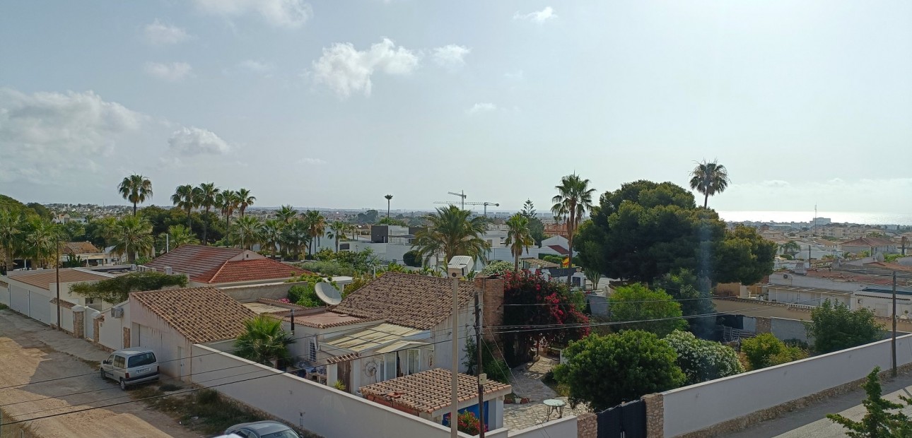 Sale - Detached Villa -
Orihuela Costa - Lomas de Don Juan