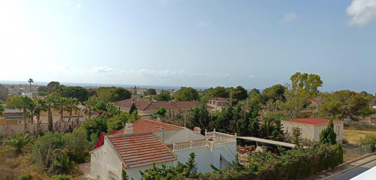Sale - Detached Villa -
Orihuela Costa - Lomas de Don Juan