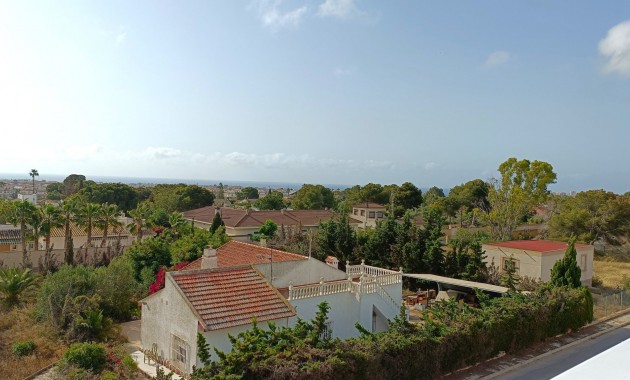 Sale - Detached Villa -
Orihuela Costa - Lomas de Don Juan