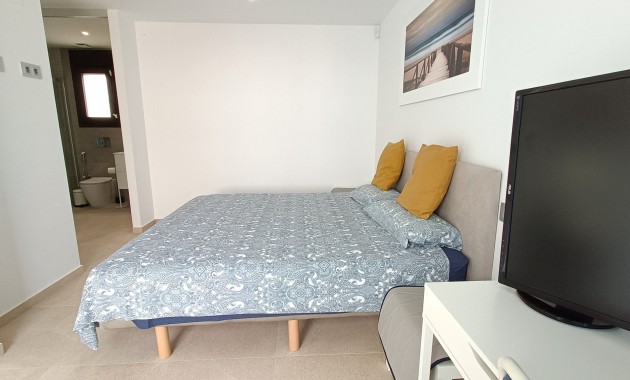 Sale - Detached Villa -
Los Montesinos - Entre Naranjos / Vistabella Golf