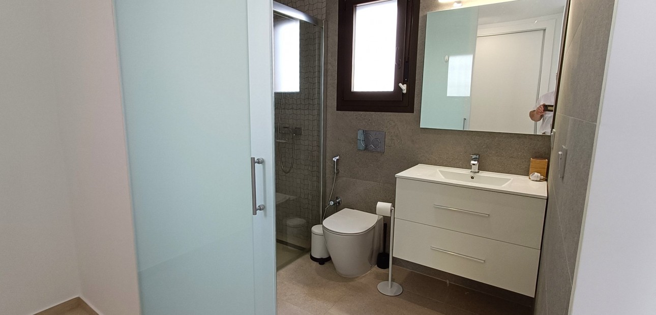 Sale - Detached Villa -
Los Montesinos - Entre Naranjos / Vistabella Golf