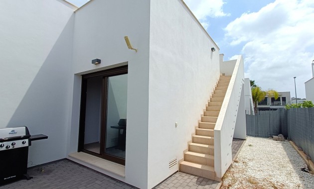 Sale - Detached Villa -
Los Montesinos - Entre Naranjos / Vistabella Golf