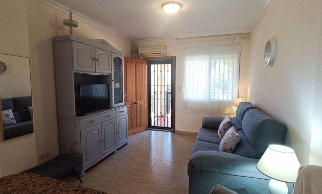 Sale - Bungalow -
Algorfa - Montemar