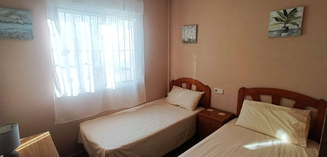 Sale - Bungalow -
Algorfa - Montemar