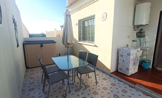 Sale - Bungalow -
Algorfa - Montemar