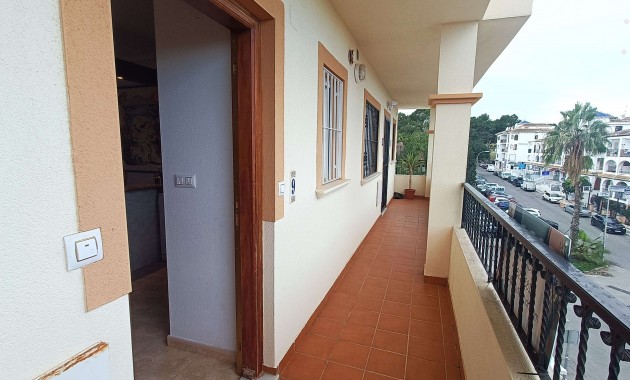 Sale - Apartment / flat -
Orihuela Costa - Villamartin