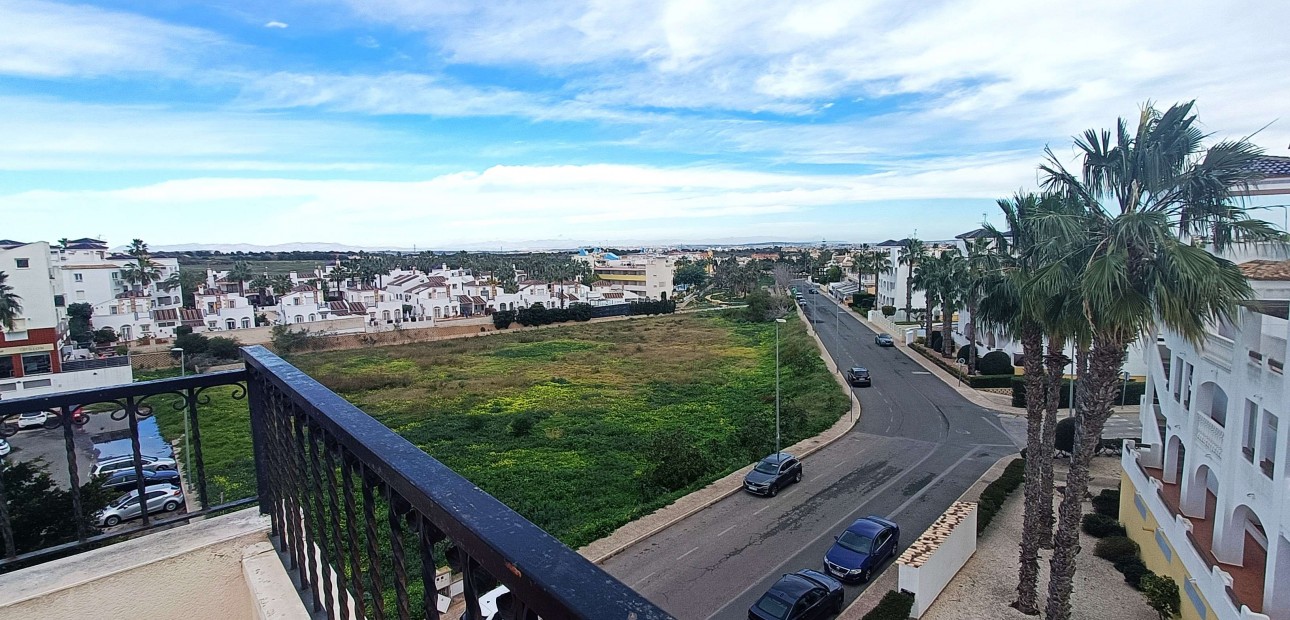 Sale - Apartment / flat -
Orihuela Costa - Villamartin