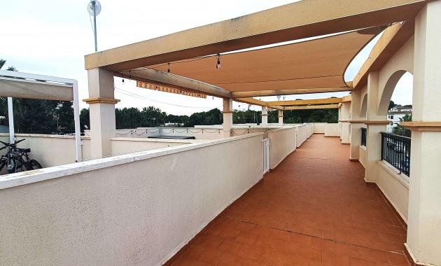 Sale - Apartment / flat -
Orihuela Costa - Villamartin