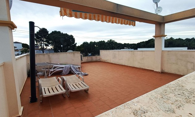Sale - Apartment / flat -
Orihuela Costa - Villamartin