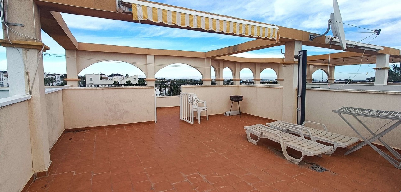 Sale - Apartment / flat -
Orihuela Costa - Villamartin