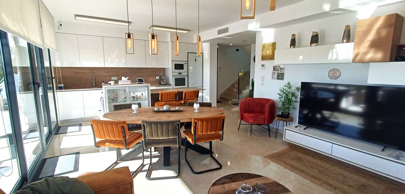 Sale - Detached Villa -
Algorfa - La Finca Golf Resort