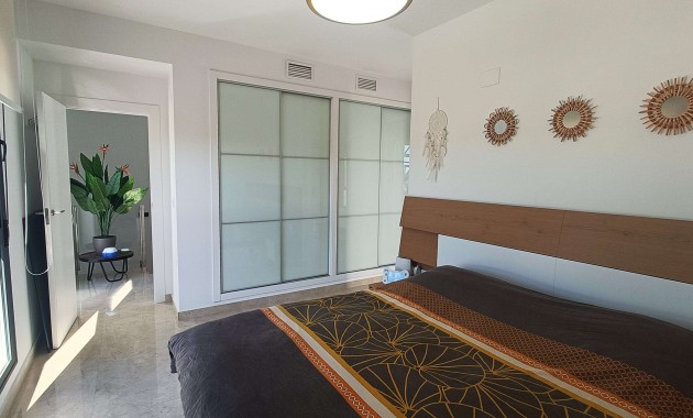 Sale - Detached Villa -
Algorfa - La Finca Golf Resort