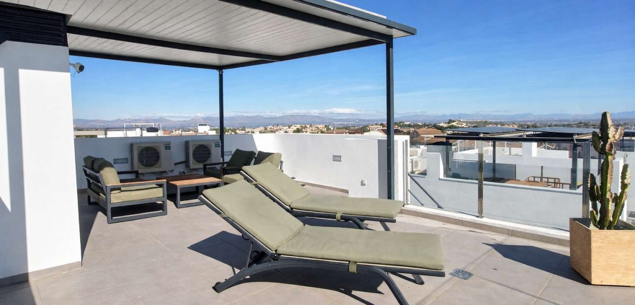 Sale - Detached Villa -
Algorfa - La Finca Golf Resort