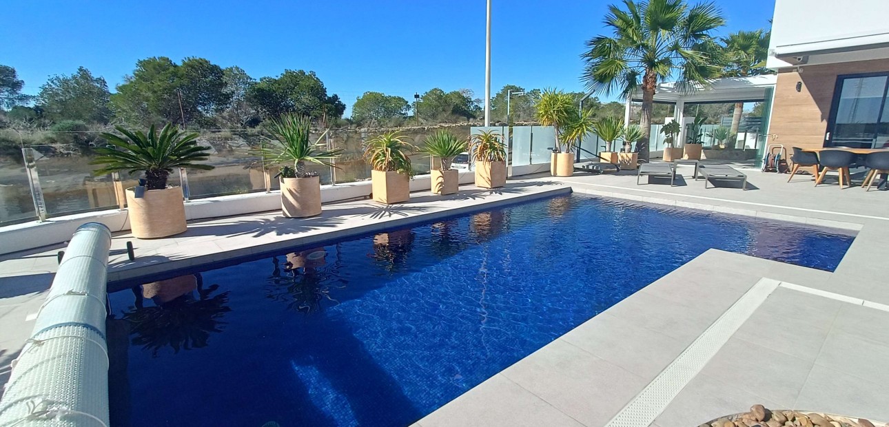 Sale - Detached Villa -
Algorfa - La Finca Golf Resort
